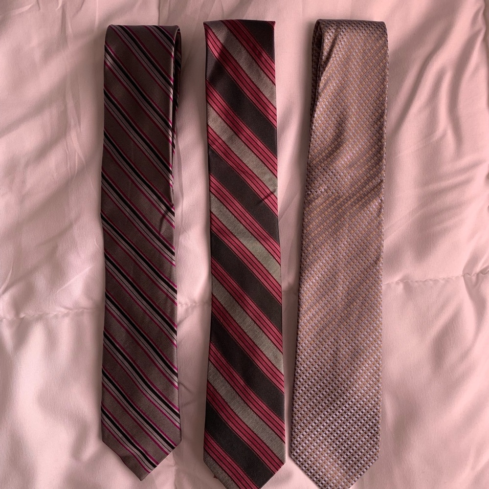 3 Calvin Klein Ties